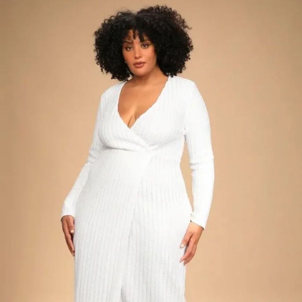 Lulus White Sequin Long Sleeve Wedding Dress Extra Large V Neck Formal Gown NWT